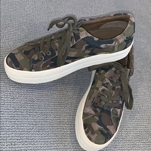 jslides hippie